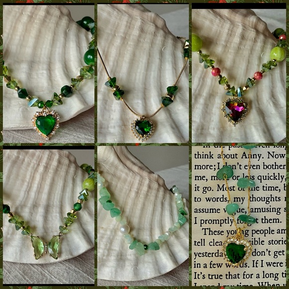 Green Heart shaped necklaces with natural stones - Picture 1 of 12